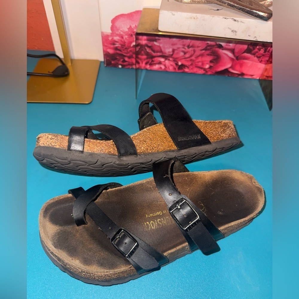 Woman’s sandals - Picture 8 of 9